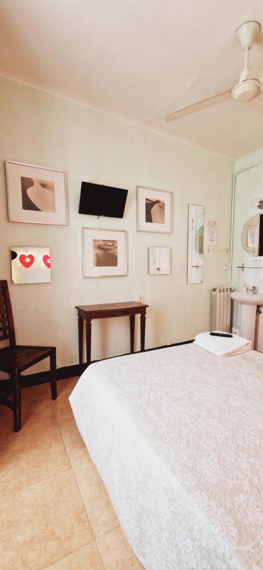 Casa De Huespedes Dolce Vita Madrid Eksteriør billede