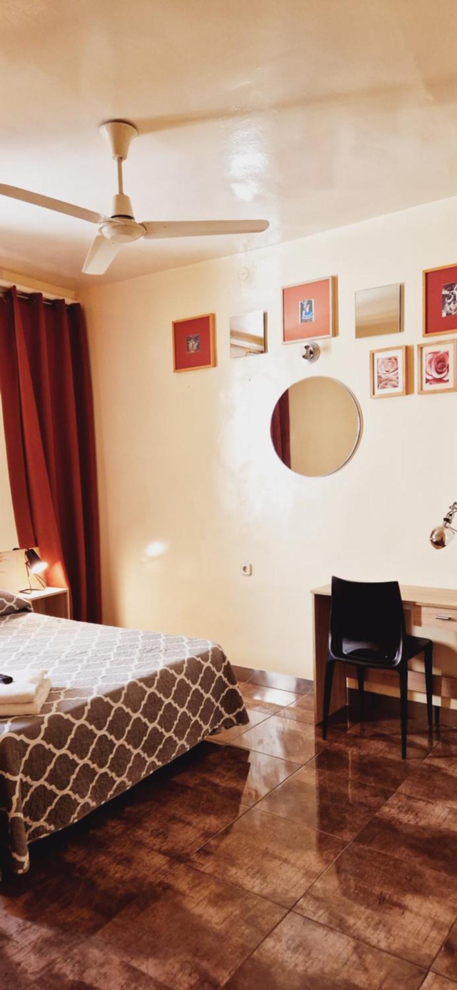 Casa De Huespedes Dolce Vita Madrid Eksteriør billede