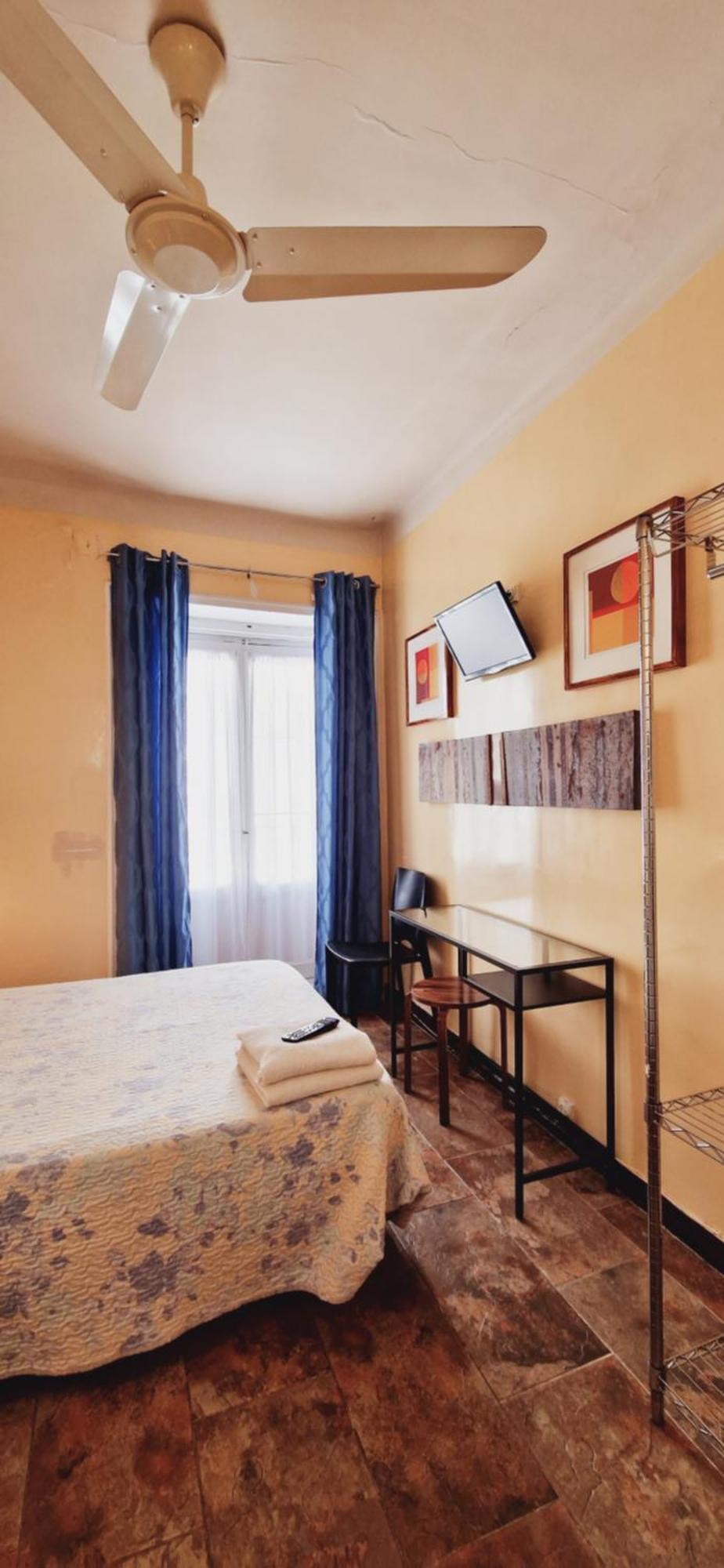 Casa De Huespedes Dolce Vita Madrid Eksteriør billede