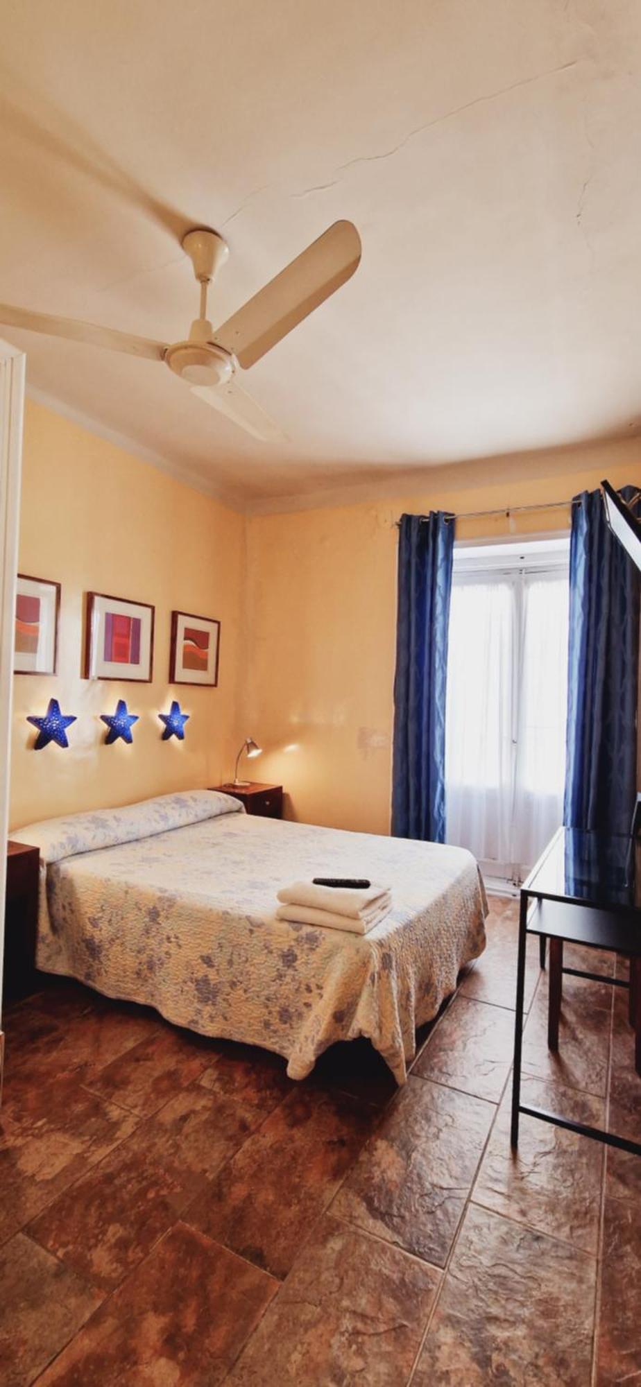 Casa De Huespedes Dolce Vita Madrid Eksteriør billede