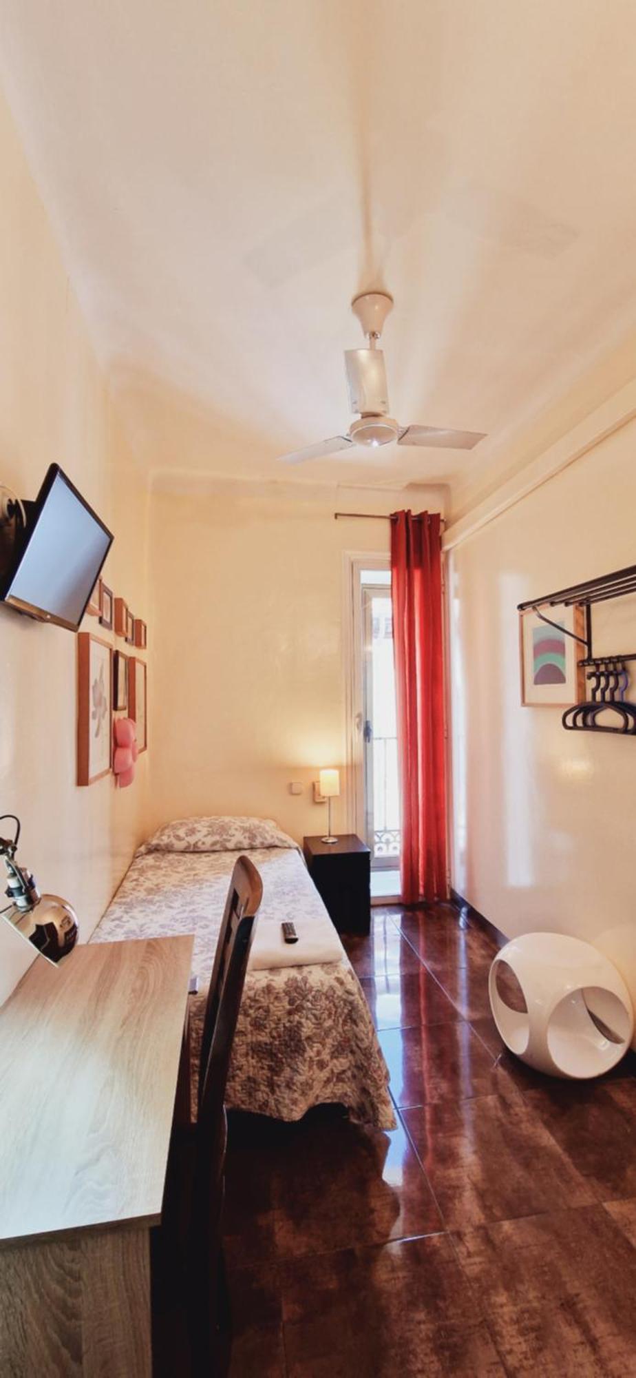 Casa De Huespedes Dolce Vita Madrid Eksteriør billede