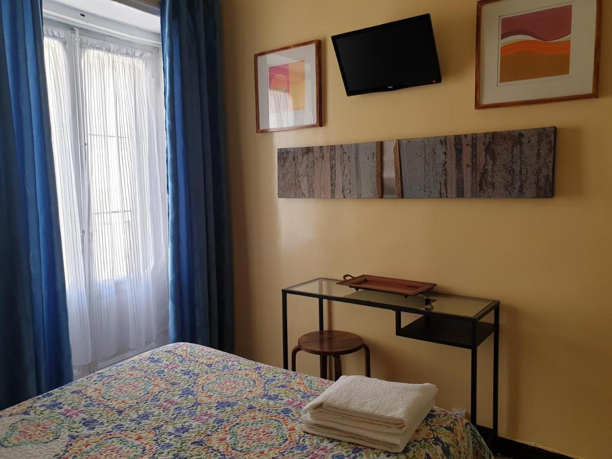 Casa De Huespedes Dolce Vita Madrid Eksteriør billede